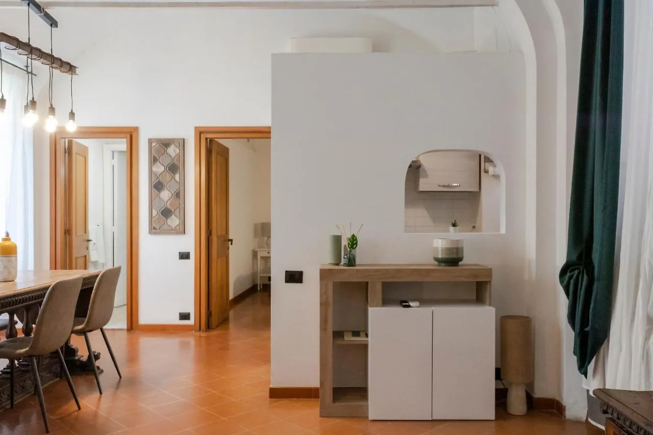 Apartment Home D'Elite Trevi Fountain Rome Italy