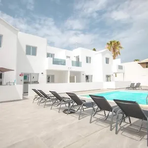 rociaga-35-apartment-8-100-meters-to-sea-front.in-canary-islands.com/